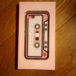 ban.do iPhone 7 case